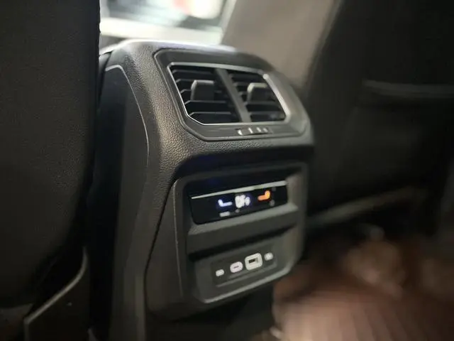 Volkswagen Tiguan L PHEV 430PHEV plug-in hybrid Premium Edition