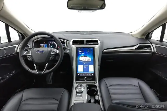Ford Mondeo EcoBoost 200 Luxury