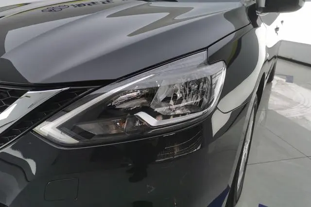 Nissan Xuan Yi Classic 1.6L XE CVT Comfort Edition