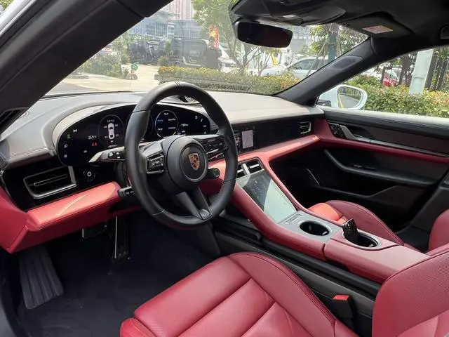 Porsche Taycan Taycan Turbo S