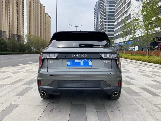 LYNK & CO Lynk 01 2.0TD four-wheel drive Halo