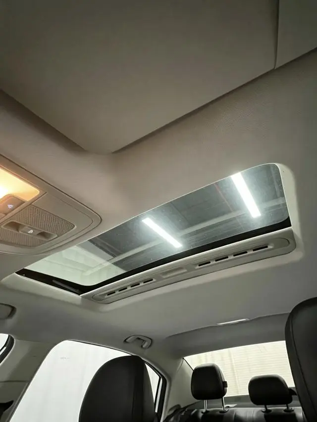 Roewe Roewe i5 1.5L automatic 4G interconnection Langham Place version Country V