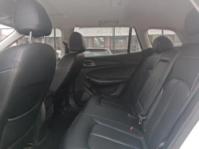 Roewe Roewe Ei5 Internet Ultimate Edition