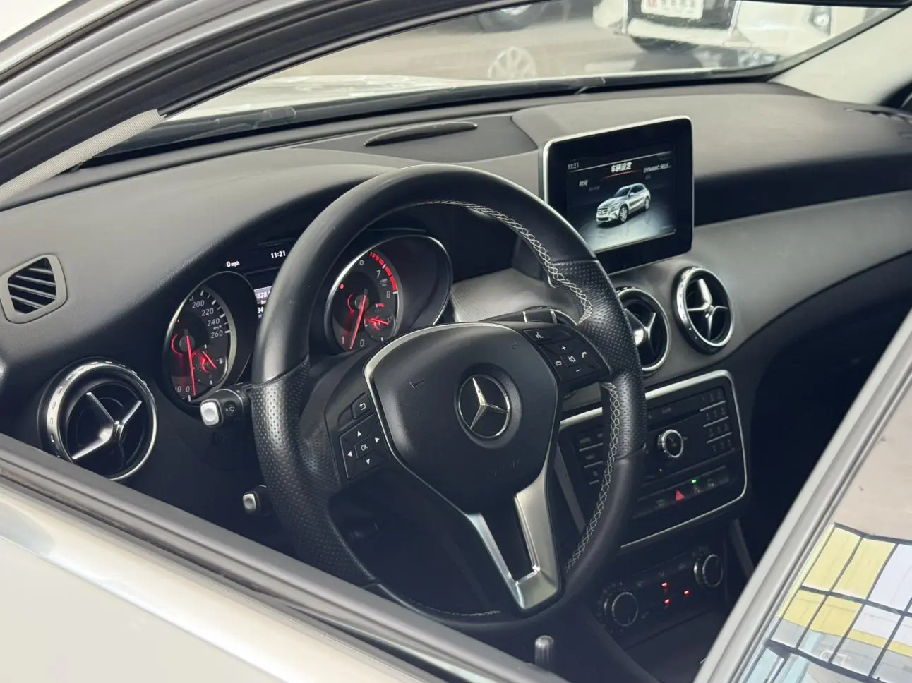 Mercedes-Benz Mercedes-Benz GLA GLA 200 dynamic type