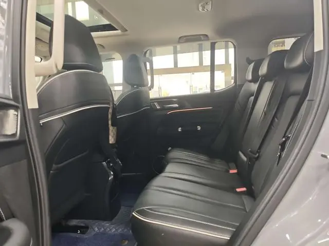 Tank Tank 300 2.0T Conqueror