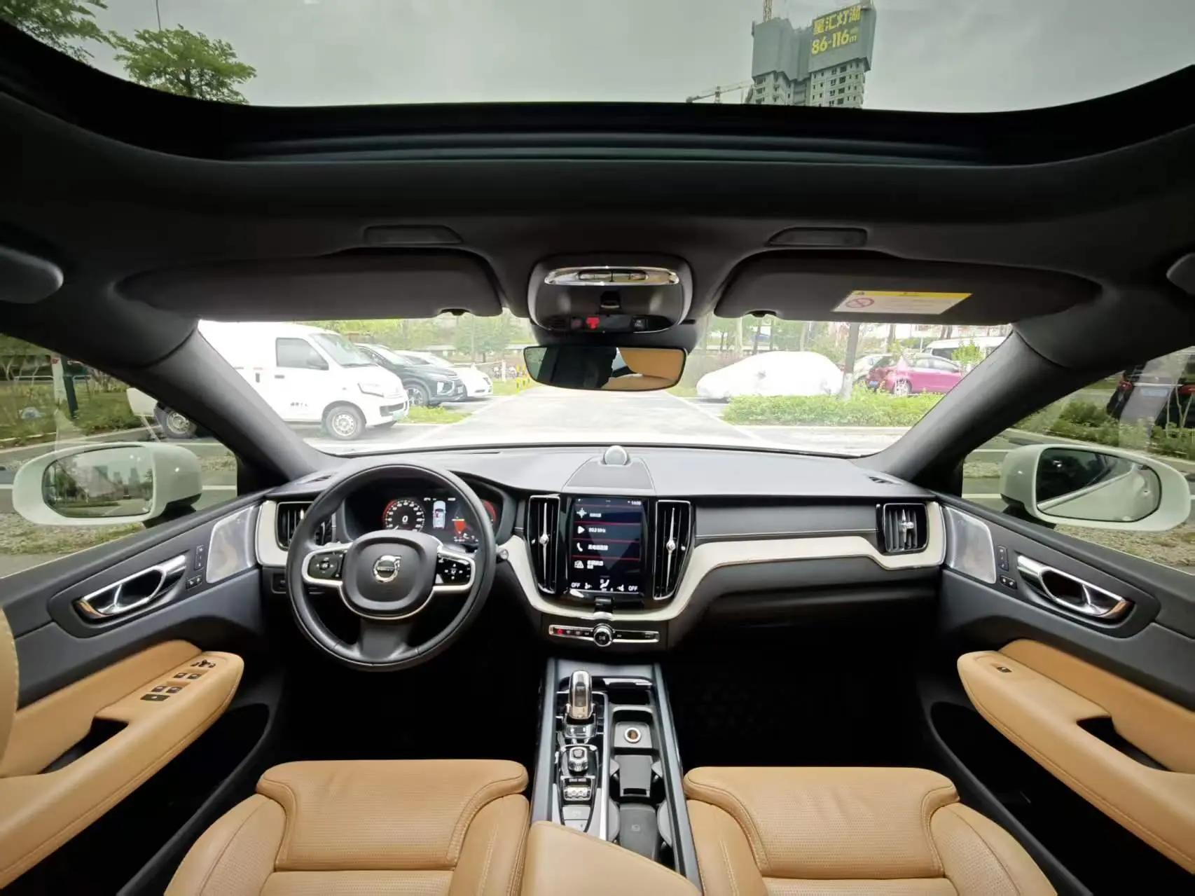 Volvo Volvo XC60 PHEV T8 E-drive Hybrid Zhizun Deluxe Edition Country V