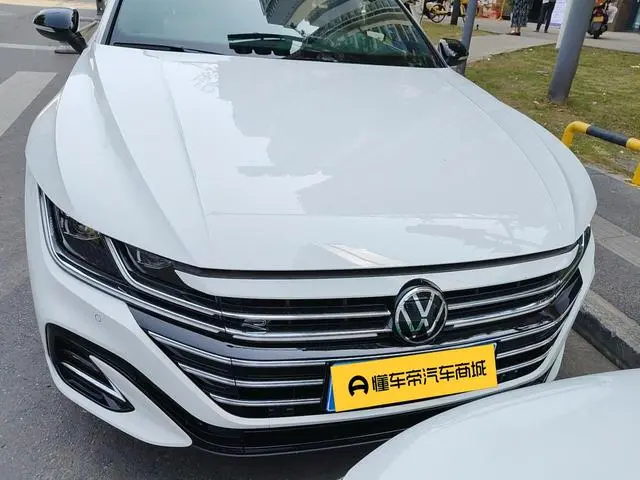 Volkswagen Volkswagen CC 380TSI eye-catching version