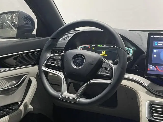 BYD Song PLUS DM DM-i 110KM two-wheel drive flagship PLUS