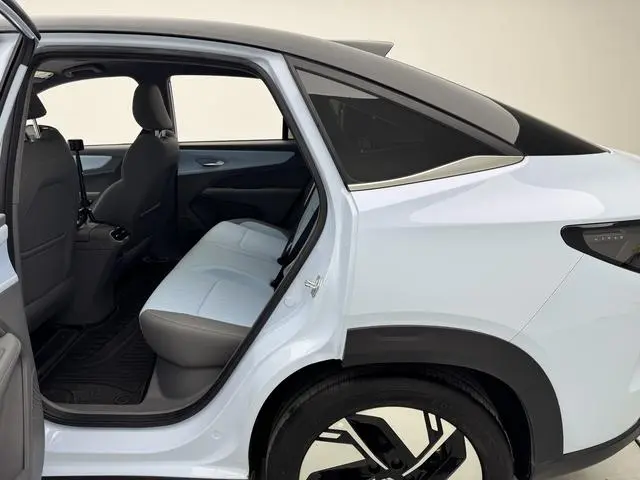 Livan Ruilan 7 Chi Yue