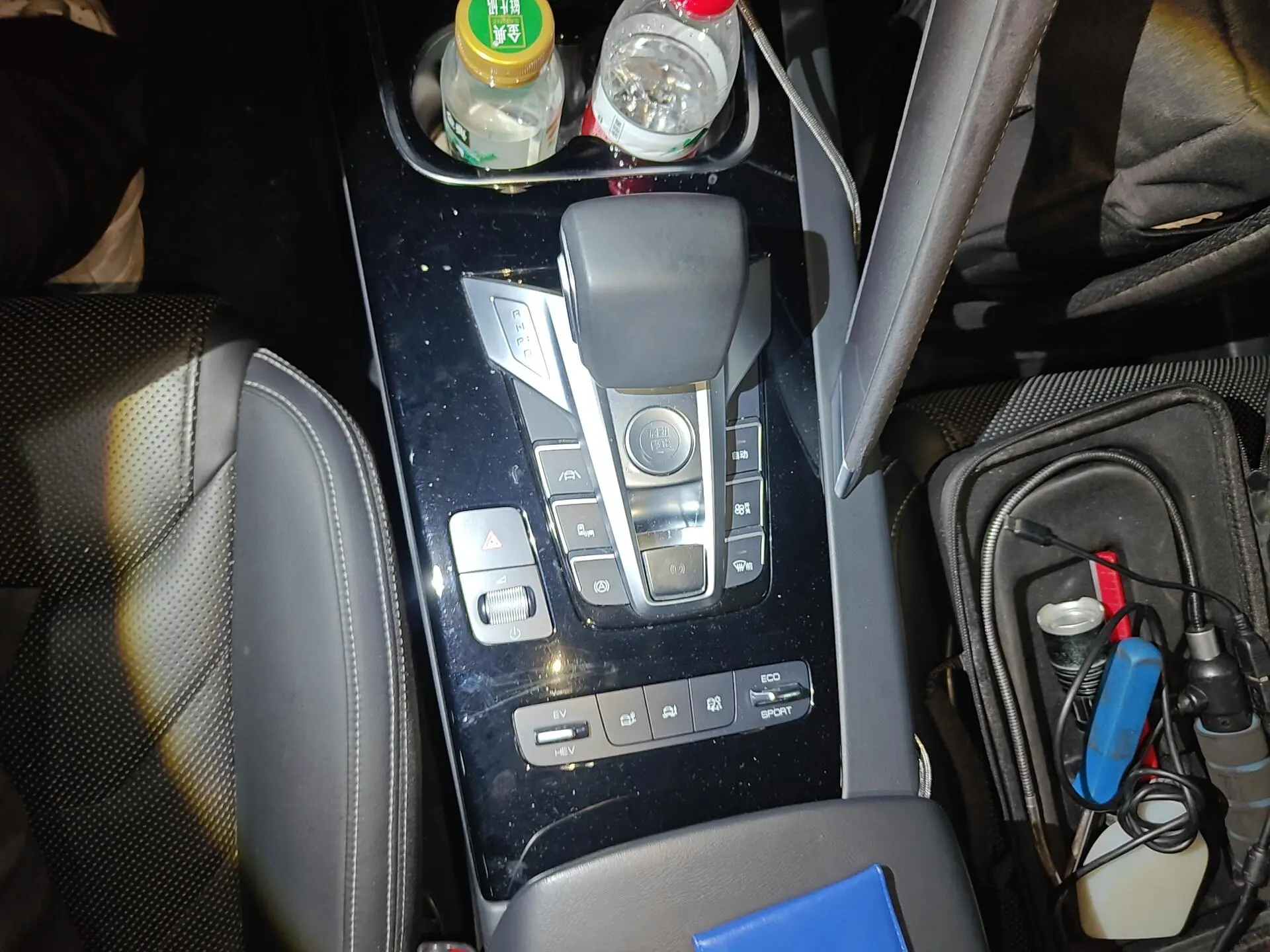 BYD Song Pro DM DM 1.5T four-wheel drive performance version flagship model