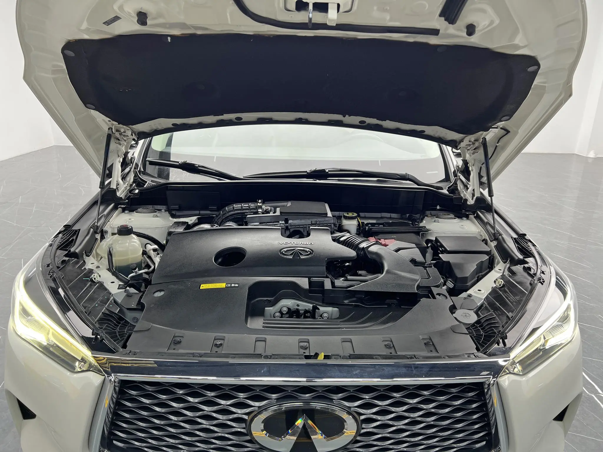 Infiniti Infiniti QX50 2.0T four-wheel drive smart version