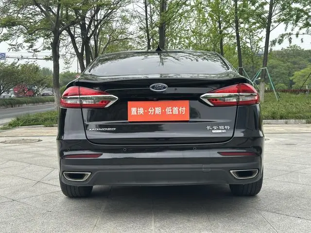 Ford Mondeo EcoBoost 180 fashion type