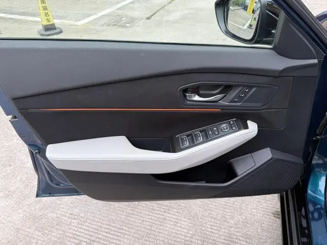 Honda Accord PHEV e: PHEV Ultimate Edition