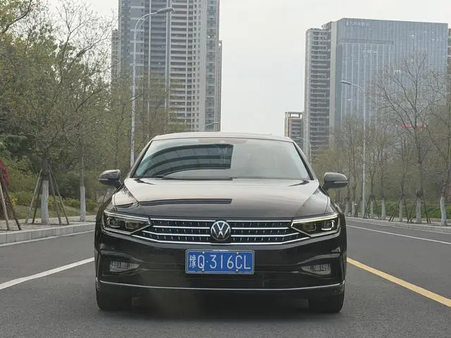Volkswagen Magotan 2 million commemorative edition 330TSI DSG Luxury models