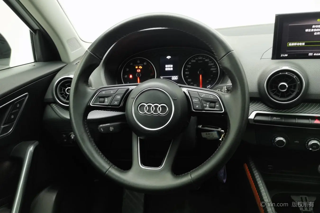 Audi Audi Q2L 35TFSI listing Exclusive Edition Country V