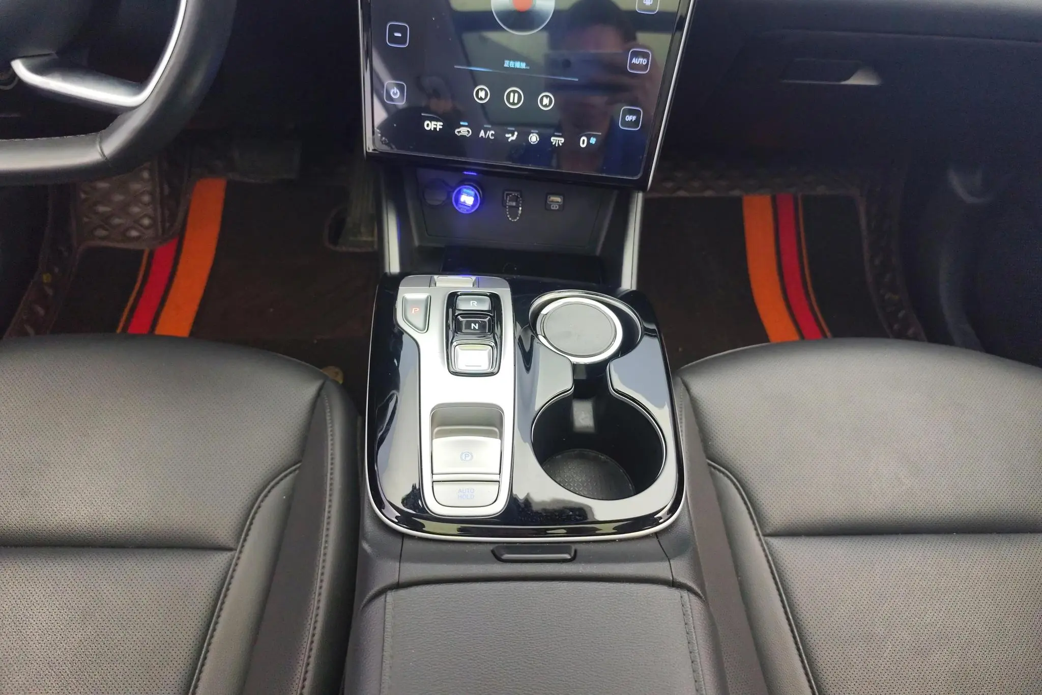 Hyundai Tucson Tucson L 1.5T DLX two-wheel drive Deluxe Edition
