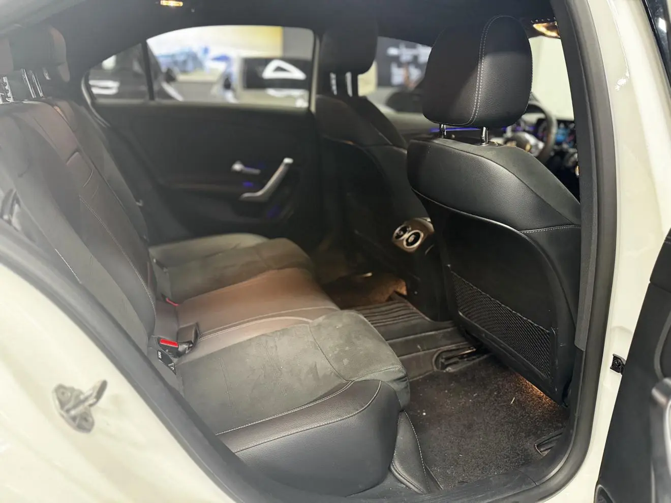 Mercedes-Benz Mercedes-Benz A-class Second facelift A 200 L sports sedan fashion version