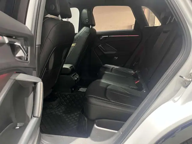 Audi Audi Q3 35 TFSI fashion and elegant
