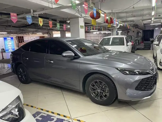 BYD Qin L DM DM-i 80KM leading type
