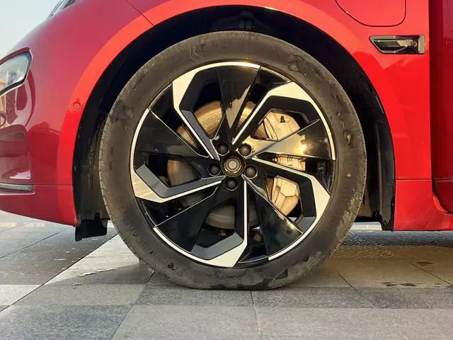 ZEEKR ZEEKR 001 Ultra-long battery life, dual-motor YOU version