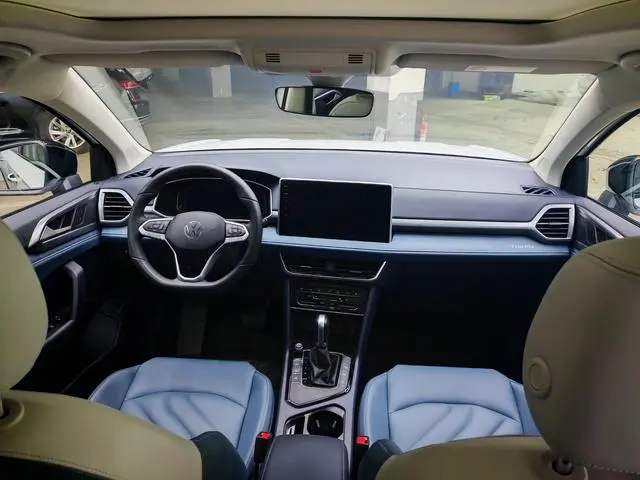 Volkswagen Tuyue 300TSI two-wheel drive Monthly edition