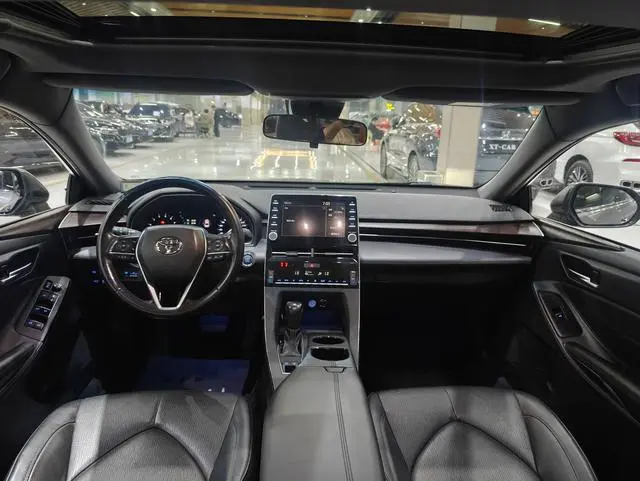 TOYOTA Asian dragon 2.0L Deluxe Edition Country VI