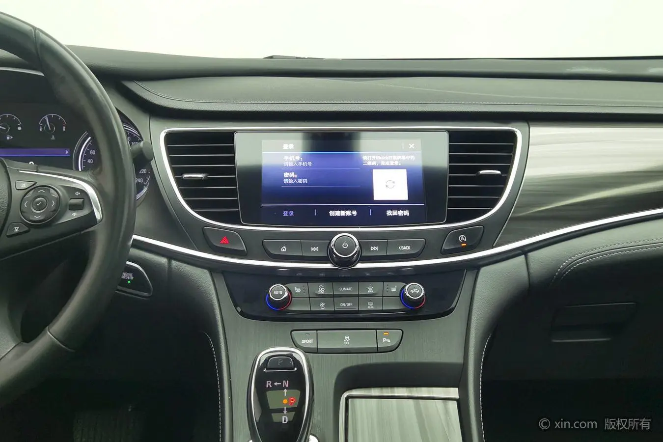 Buick Lacrosse 652T luxury