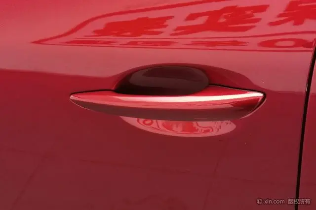 Mazda Mazda 3 Angkesaila 2.0L automatic quality dazzling version