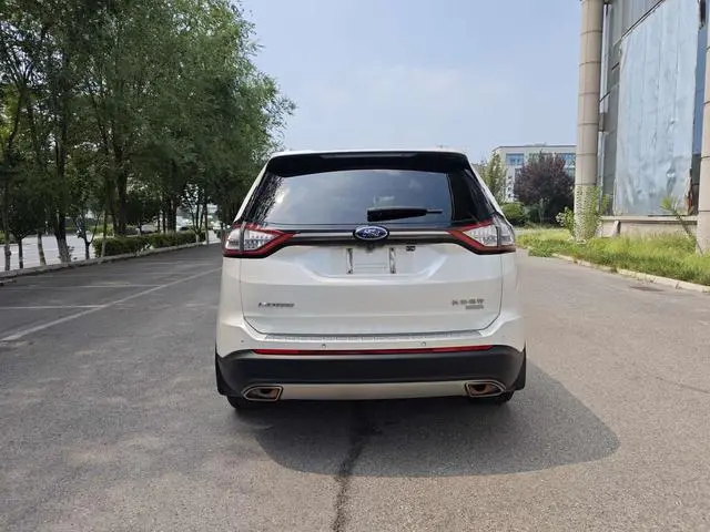 Ford Sharp World EcoBoost 245 two-wheel drive Hao Rui type 7-seater country VI