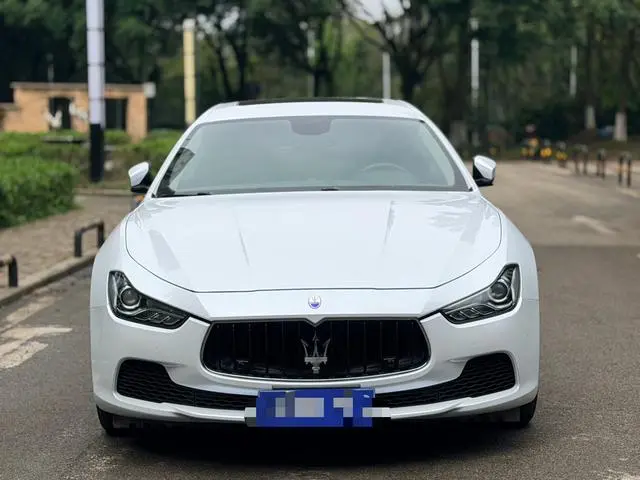 Maserati Ghibli 3.0T Standard Edition