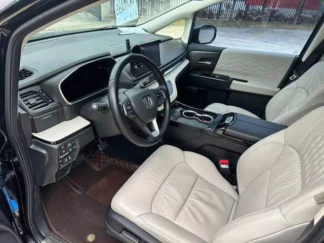 Honda Ai Lishen 2.0L e: HEV Deluxe Edition