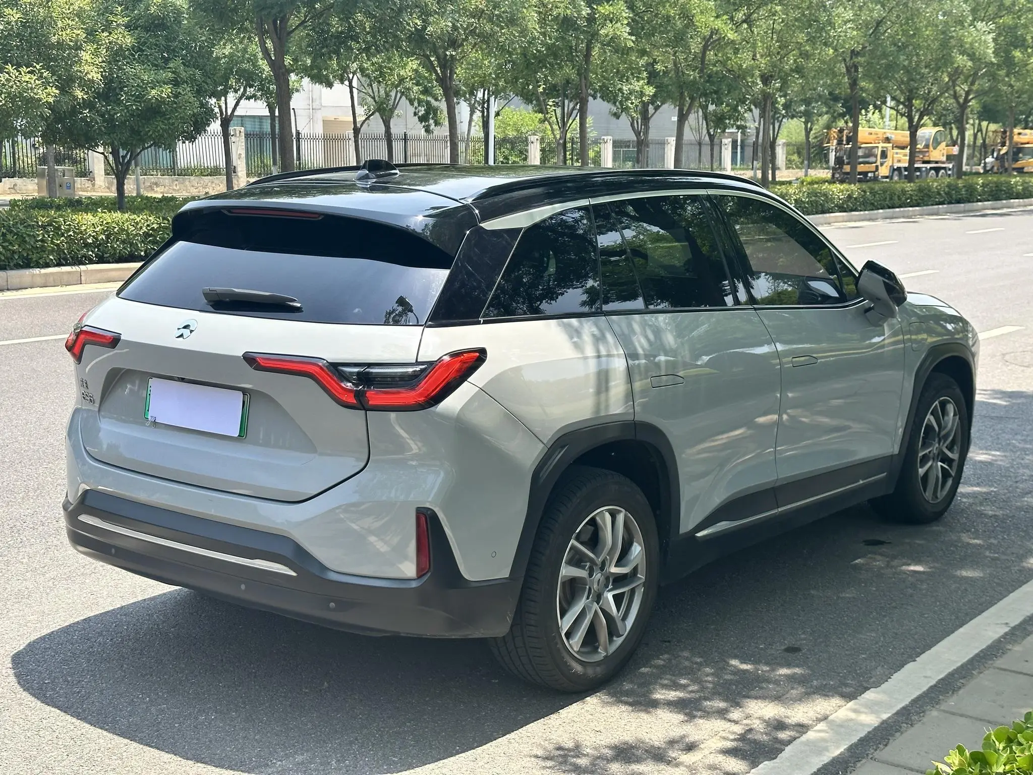 NIO NIO ES6 420KM sports version