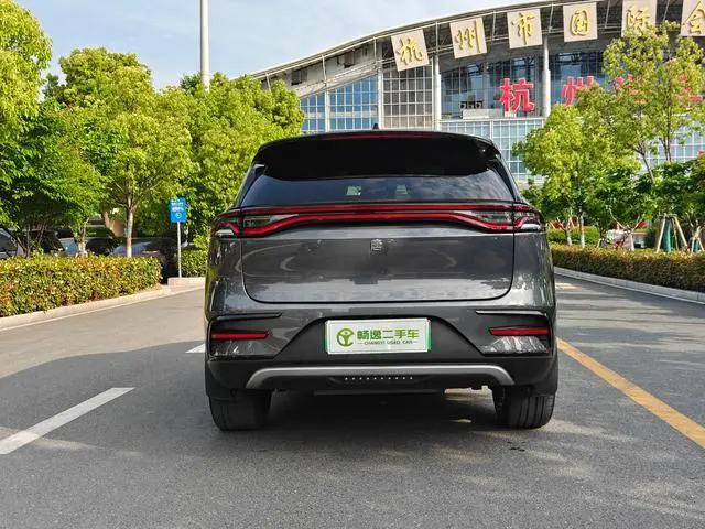 BYD Tang DM DM 2.0T four-wheel drive high-performance version of the Genesis flagship