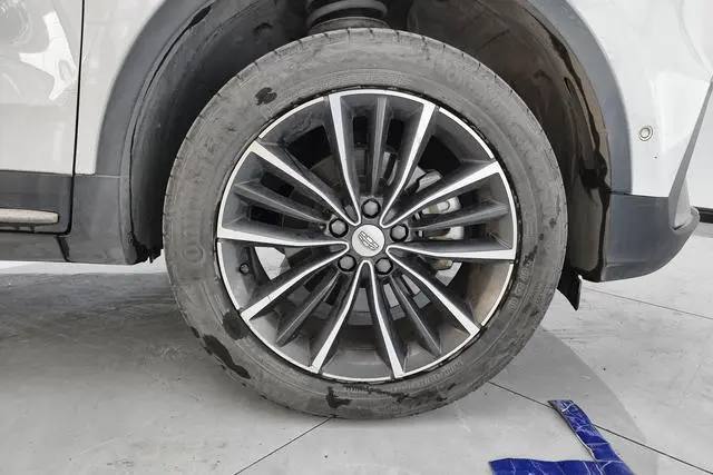 Geely Boyue 1.8TD automatic two-wheel drive Zhizun type 4G connected version