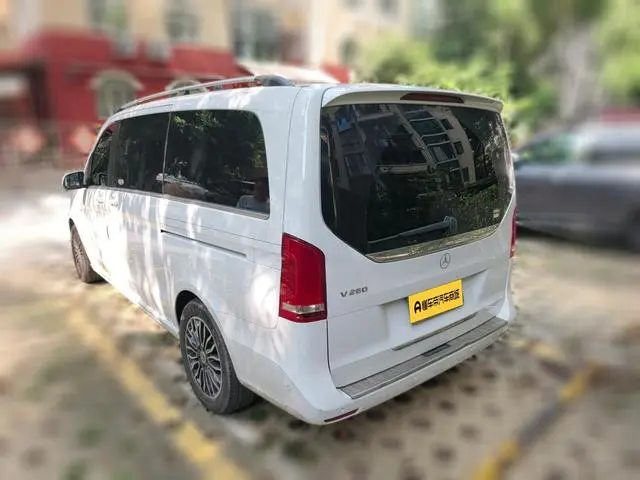 Mercedes-Benz Mercedes-Benz V-class V 260 Premium Edition Country V