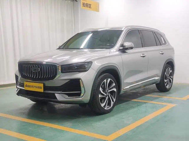 Geely Xingyue L 2.0TD high-power automatic two-wheel drive flagship type