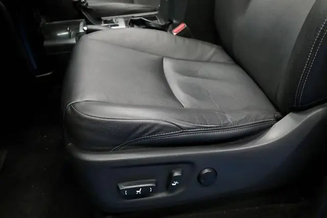 TOYOTA Prado 2.7L automatic standard version