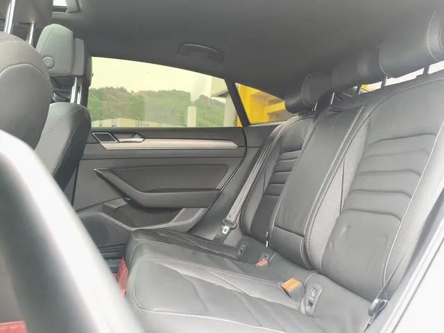 Volkswagen Volkswagen CC 330TSI Charm Edition Country VI
