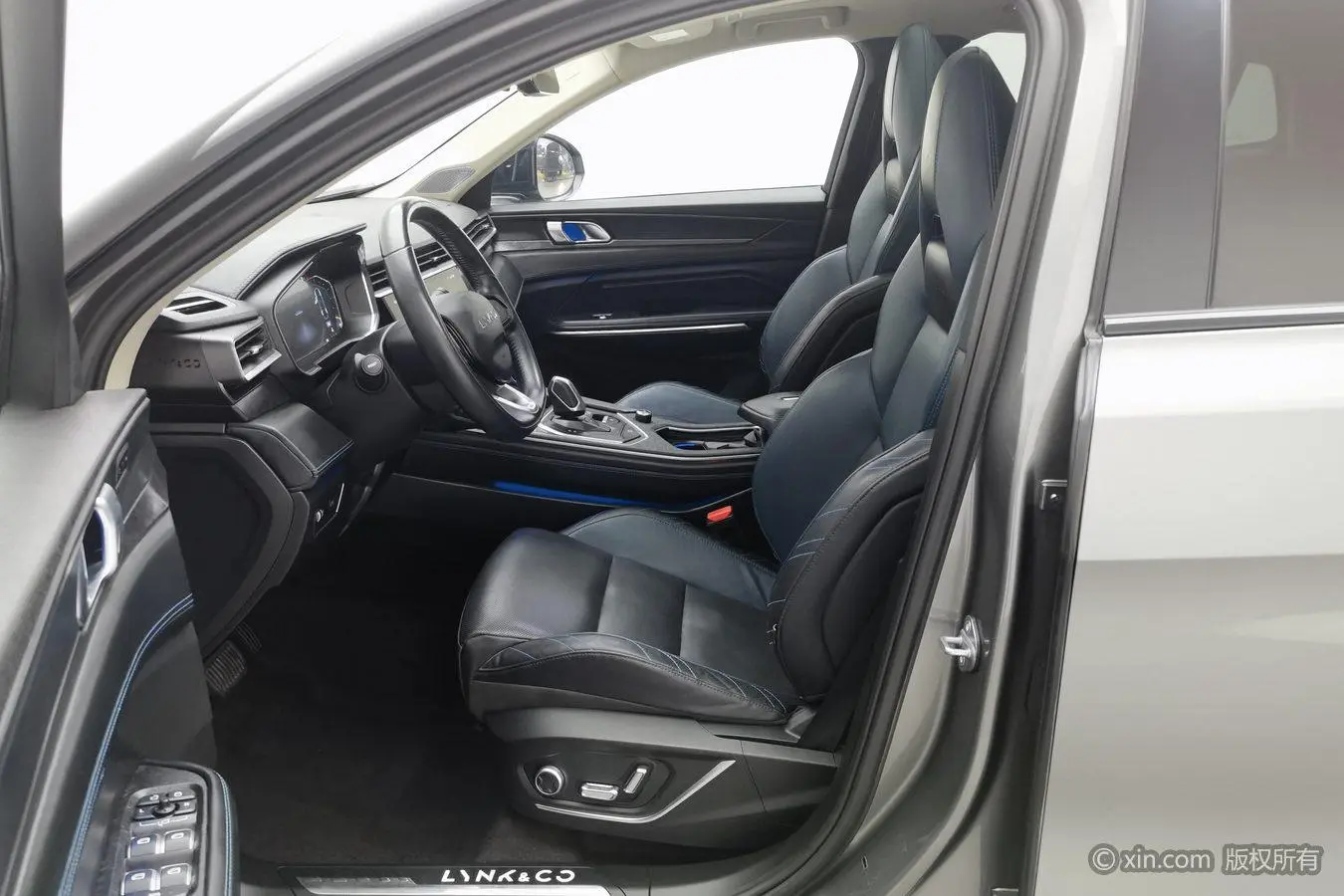 LYNK & CO Lynk 05 2.0TD two-wheel drive Halo