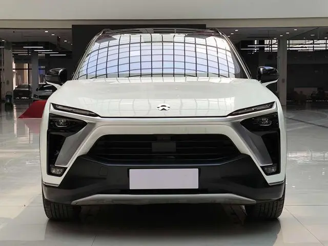 NIO NIO ES8 580KM signature version six seats
