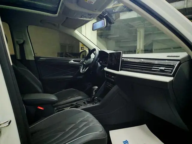 Volkswagen Tiguan L 330TSI two-wheel drive R-Line Premium edition