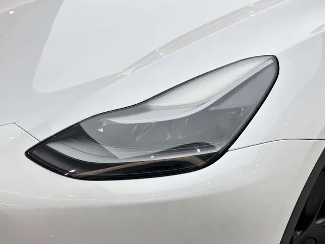 Tesla Model Y Long battery life all-wheel drive version