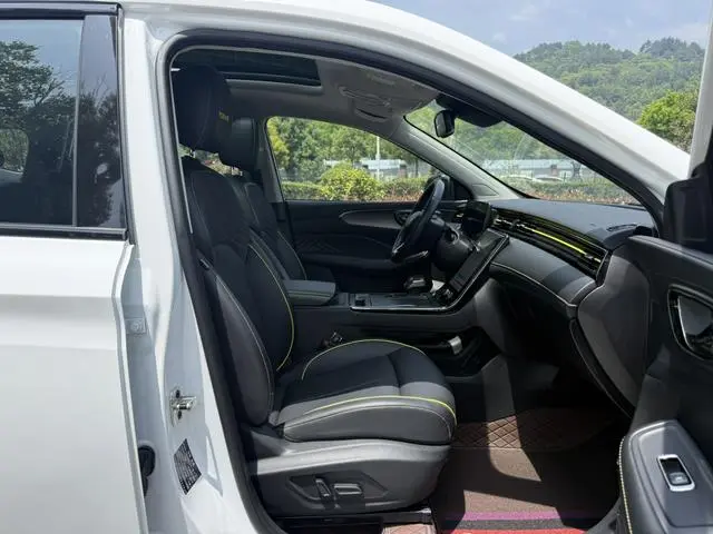 Roewe Roewe RX5 PLUS 330TGI Automatic National Tide Zhizun Edition