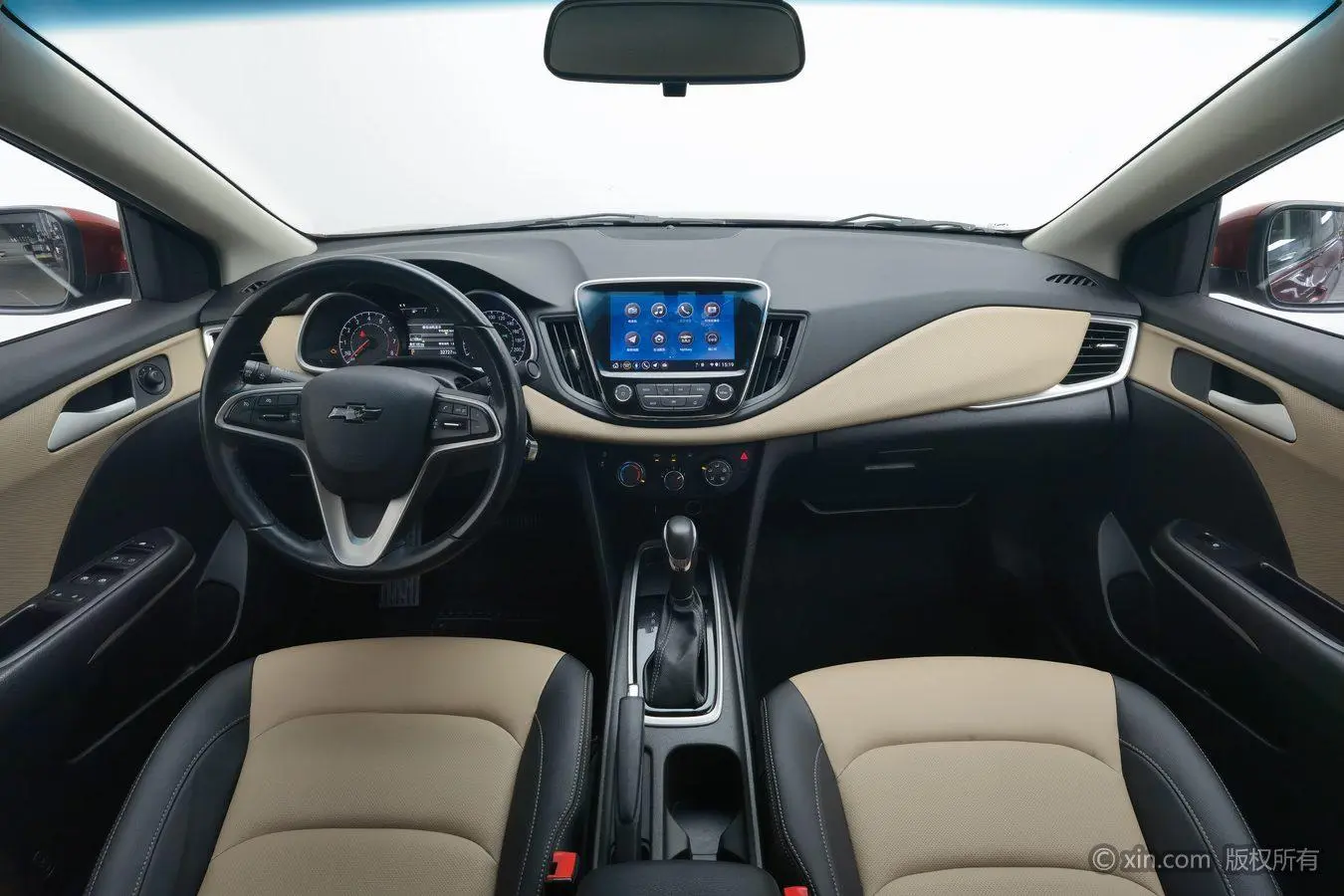 Chevrolet Cruze 320 Automatic Enjoy Edition