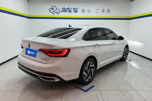 Volkswagen Sagitar 200TSI DSG Beyond Edition
