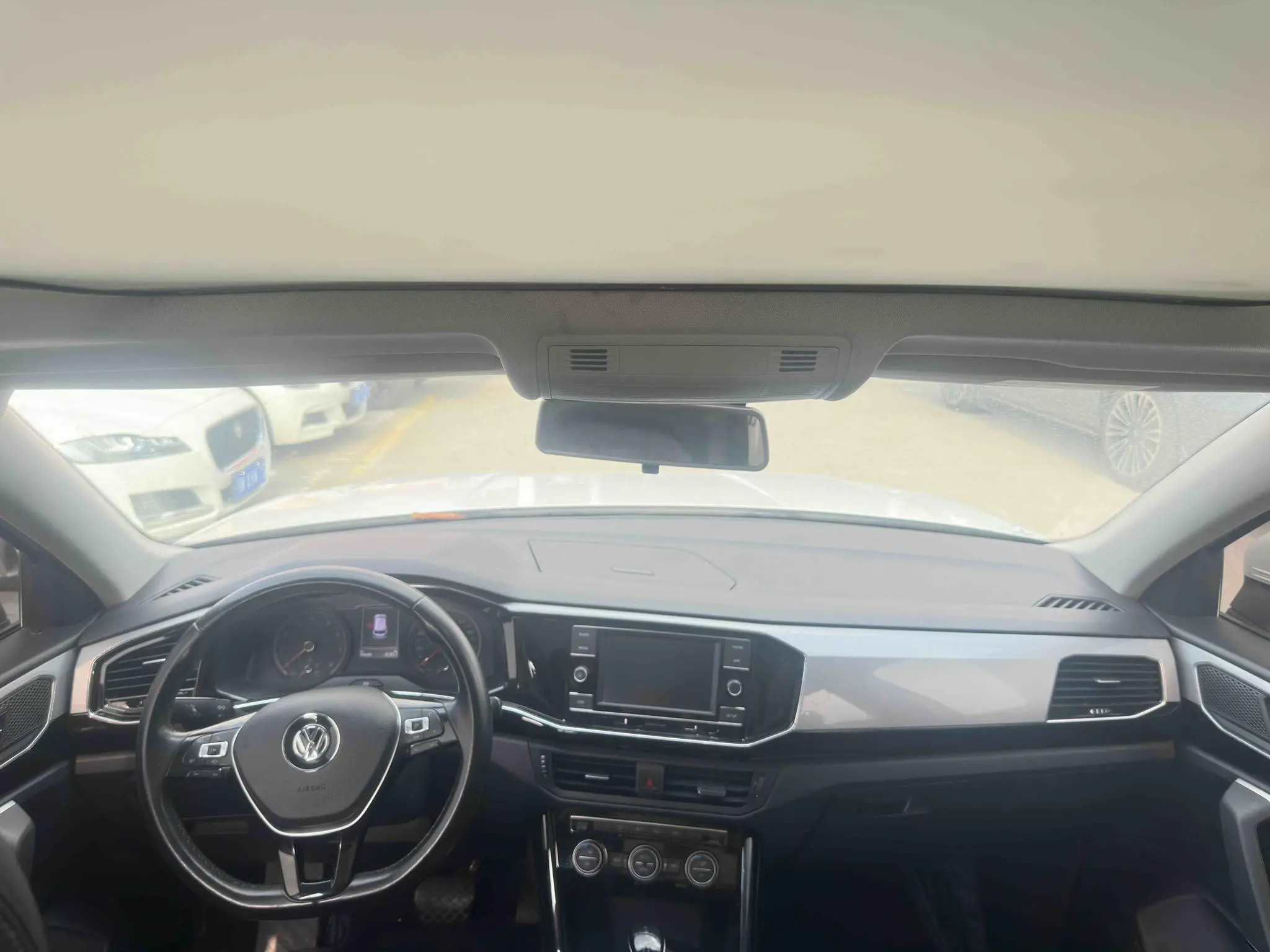 Volkswagen Tanyue 330TSI two-wheel drive luxury country VI