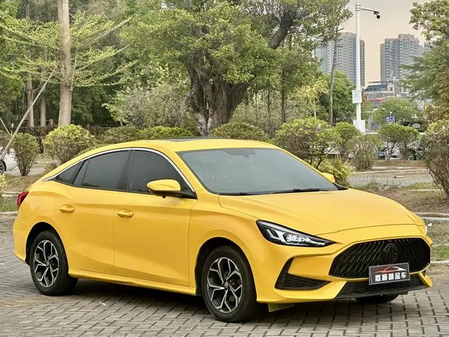 MG MG5 180DVVT Manual Youth Deluxe Edition