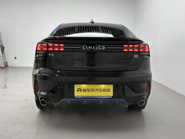LYNK & CO Lynk 05 2.0TD two-wheel drive Halo