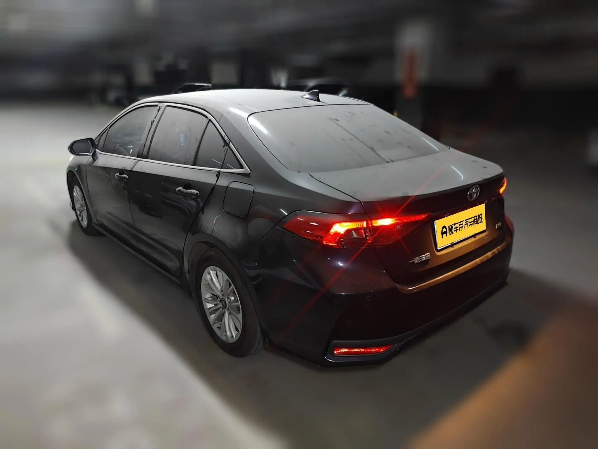 TOYOTA Asian lion 2.0L Deluxe Edition