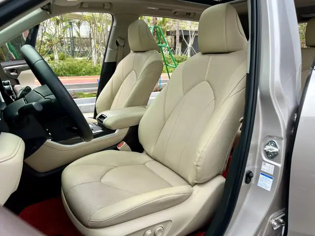 TOYOTA Highlander Dual-engine 2.5L four-wheel drive Extreme edition 7-seater